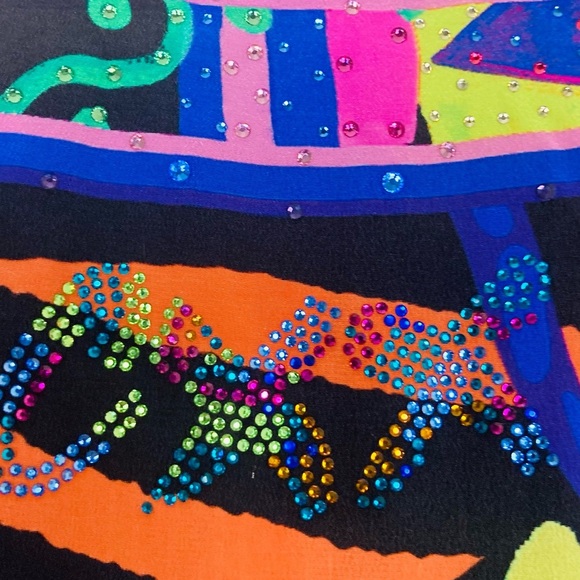 Camilla bright Fair Lady’s Dinkum print embellished silk caftan. One size - Picture 6 of 16